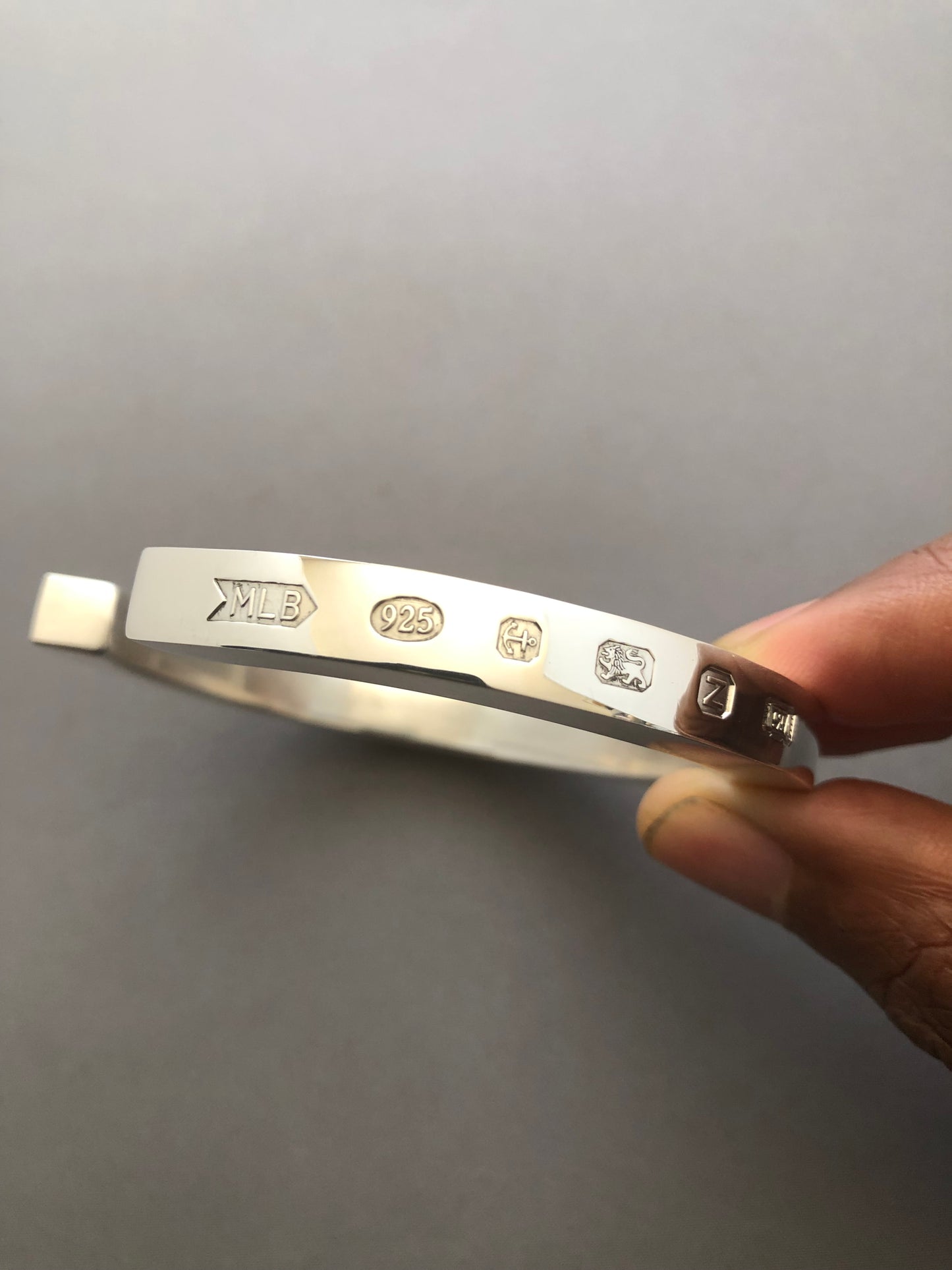Men’s heavy square solid silver bangle