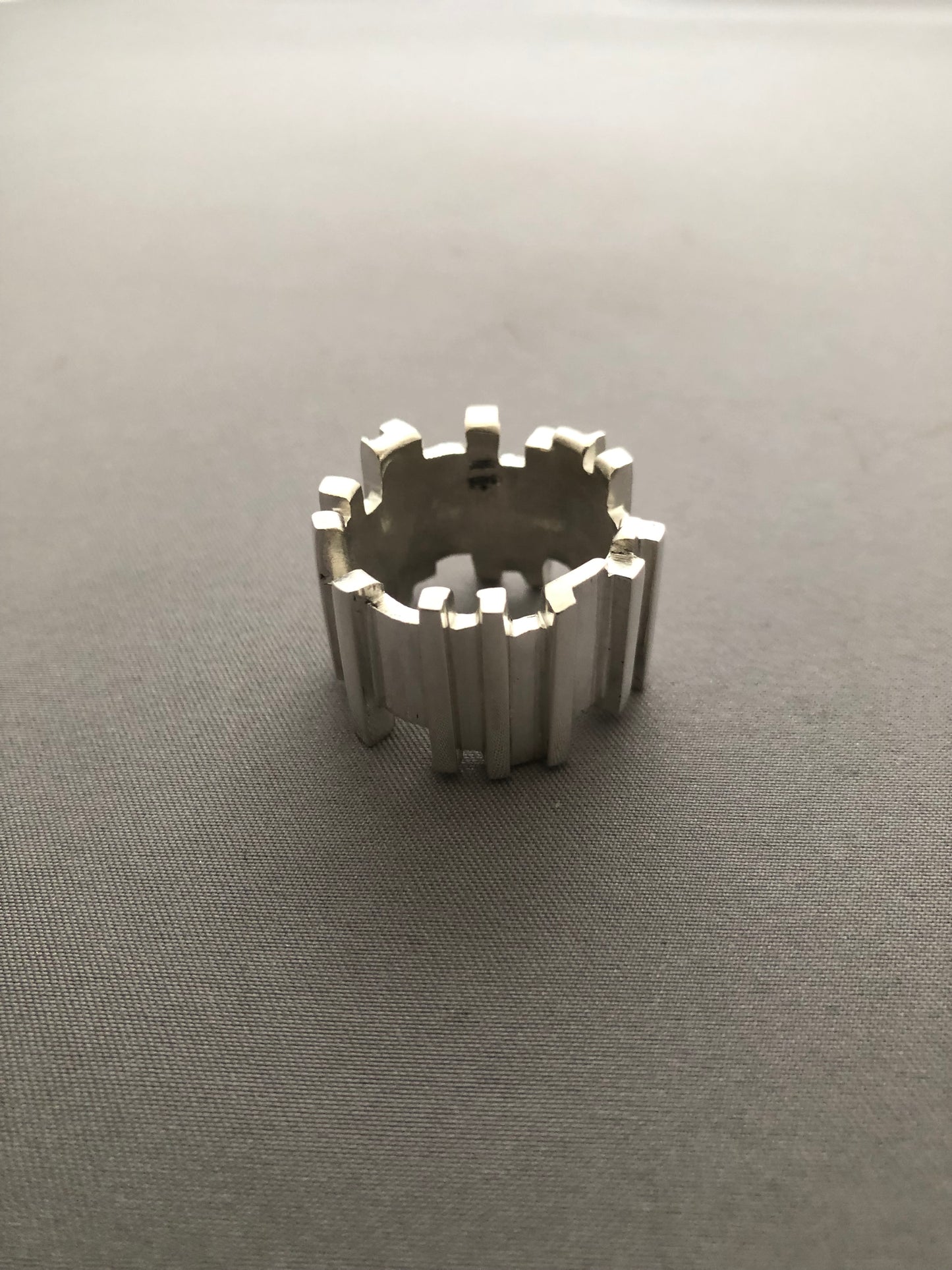 Men’s heavy solid silver Ruff Random ring