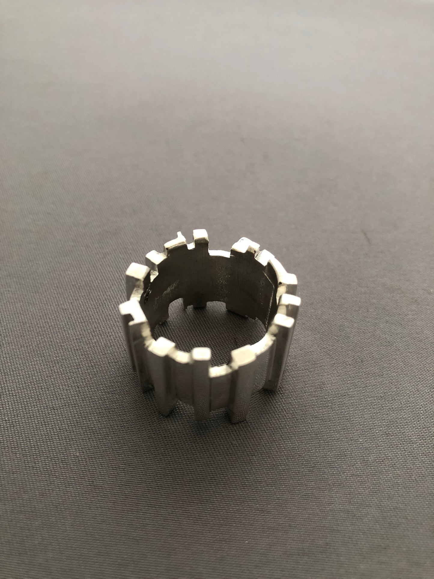 Men’s heavy solid silver Ruff Random ring