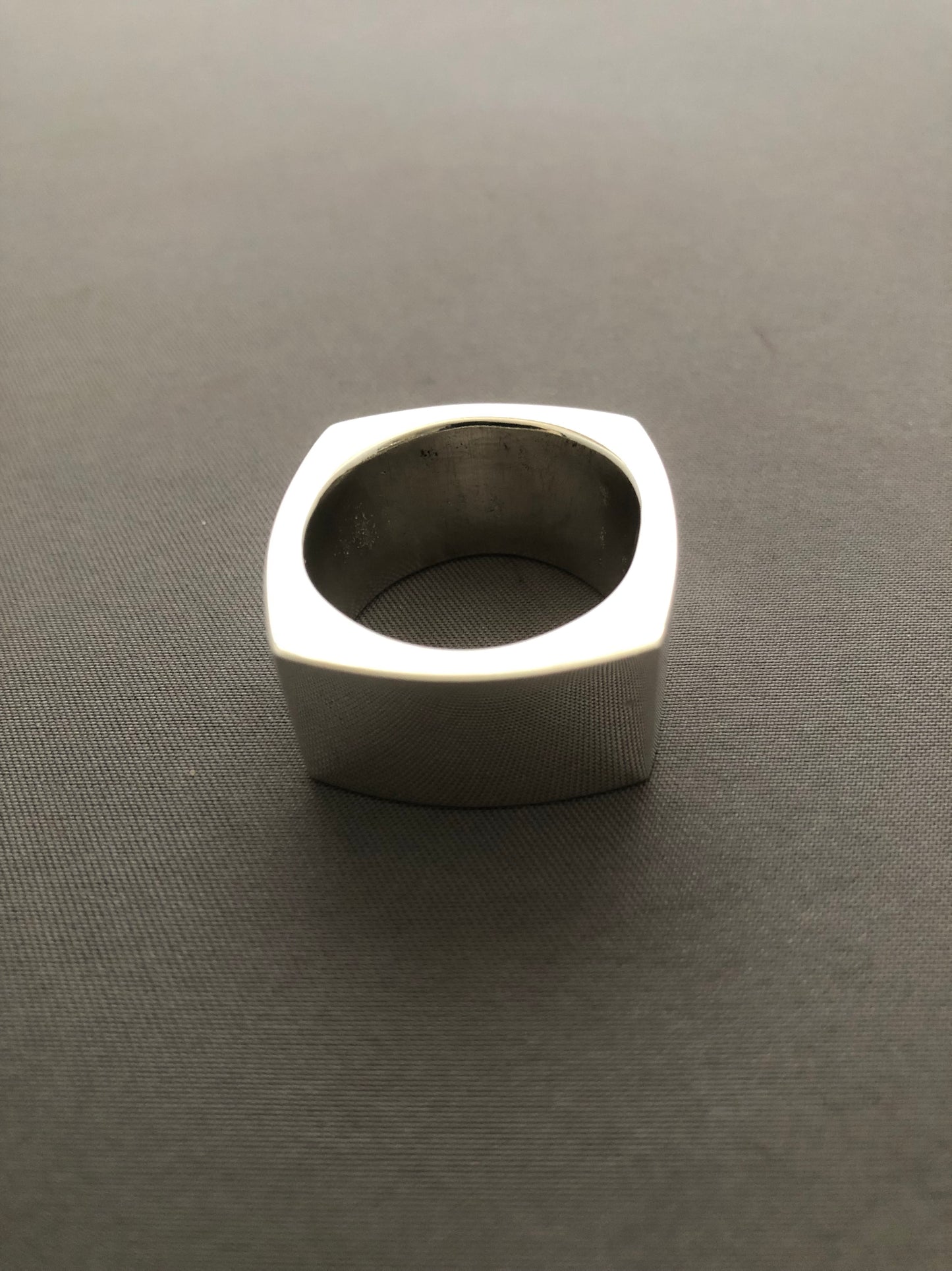 Mens solid silver heavy large plain square ring