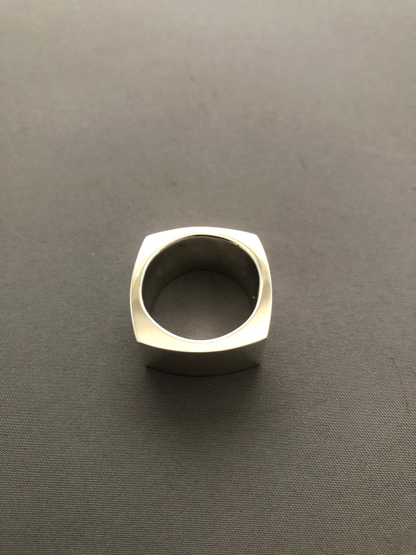 Mens solid silver heavy large plain square ring