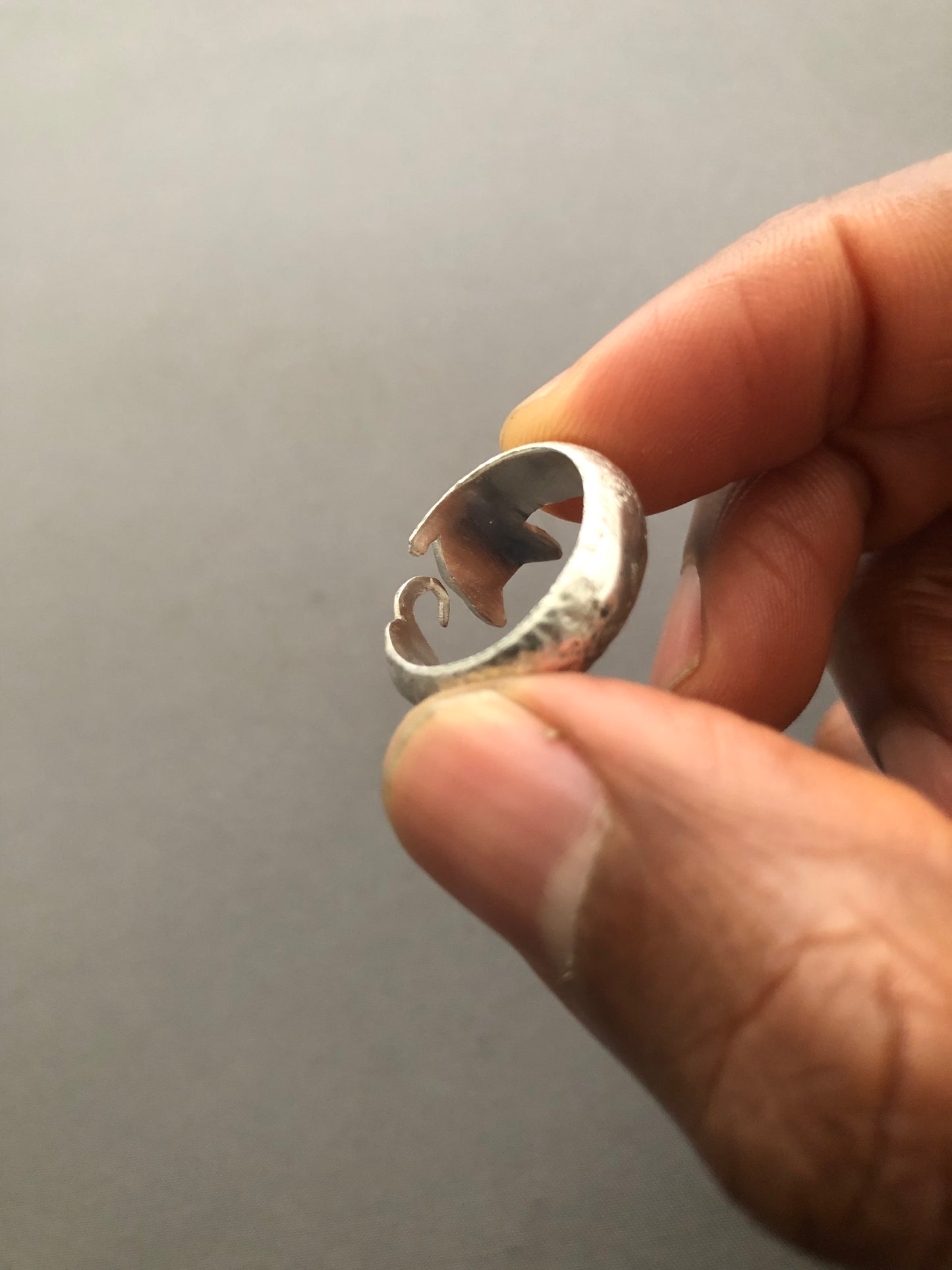 Ladies solid silver Cat ring