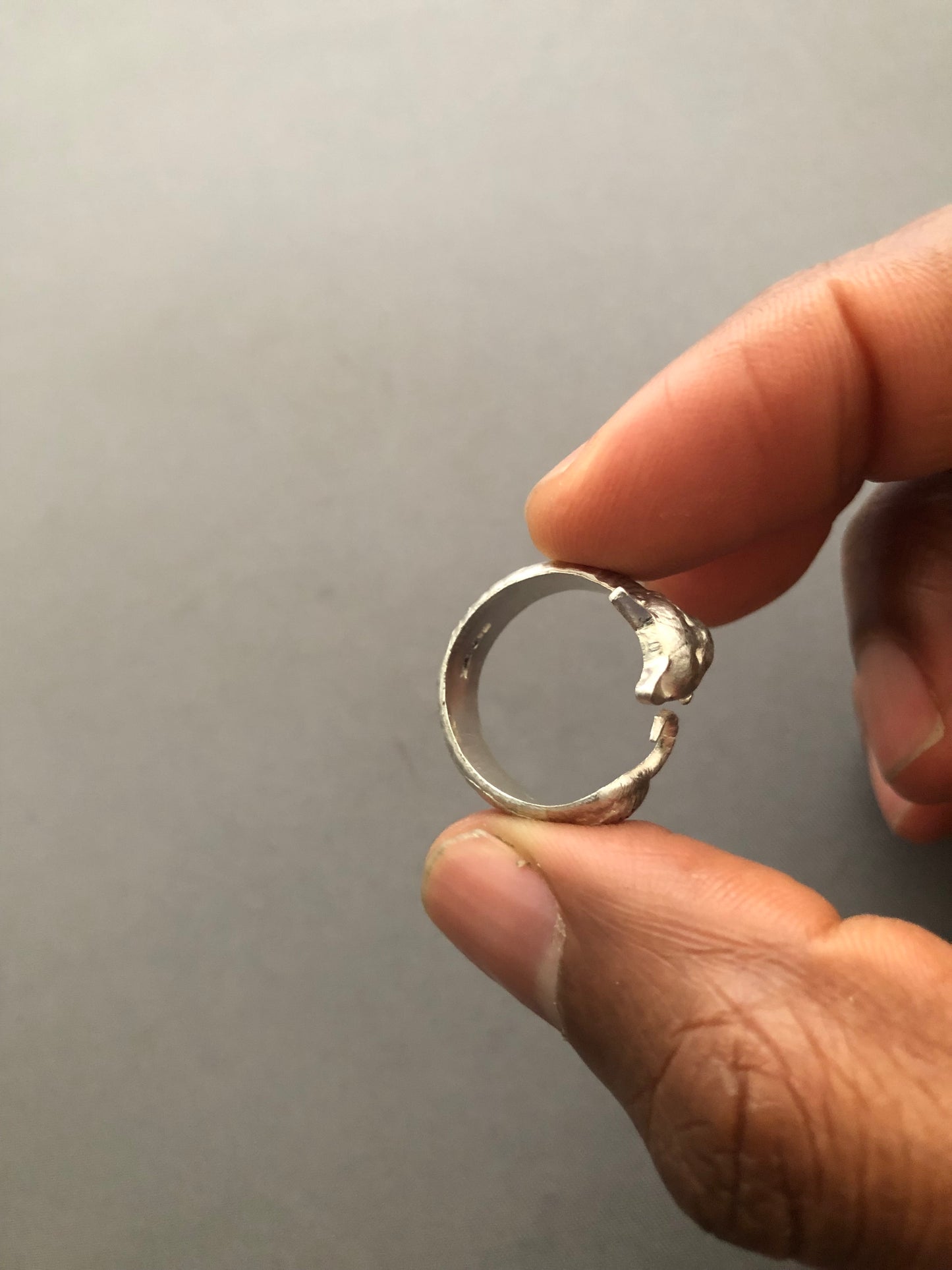 Ladies solid silver Cat ring