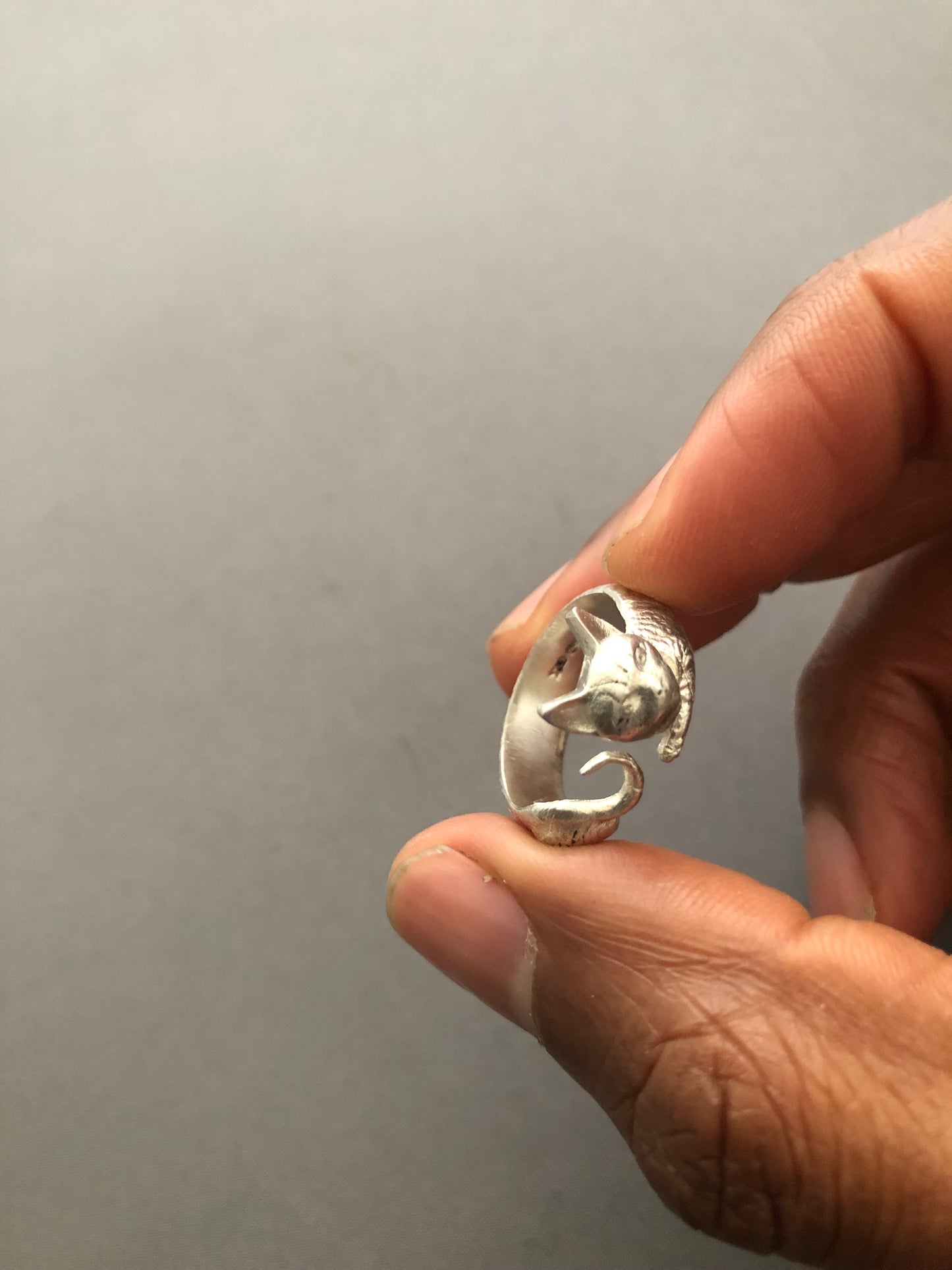 Ladies solid silver Cat ring
