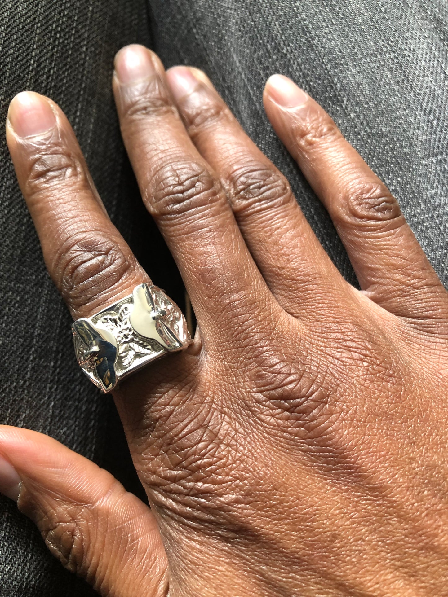 Men’s solid silver heavy buckle ring