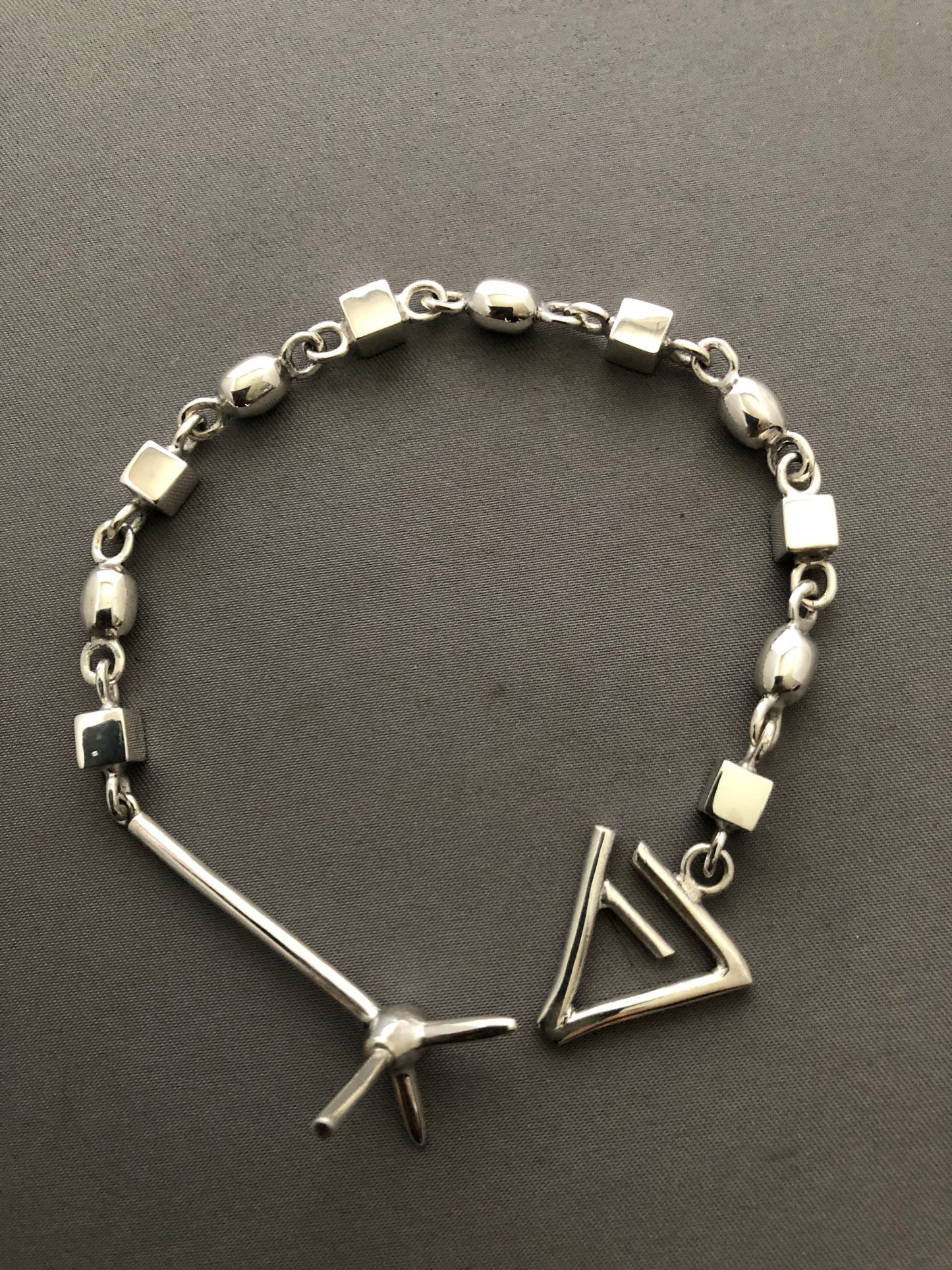 Men’s solid silver spike bracelet