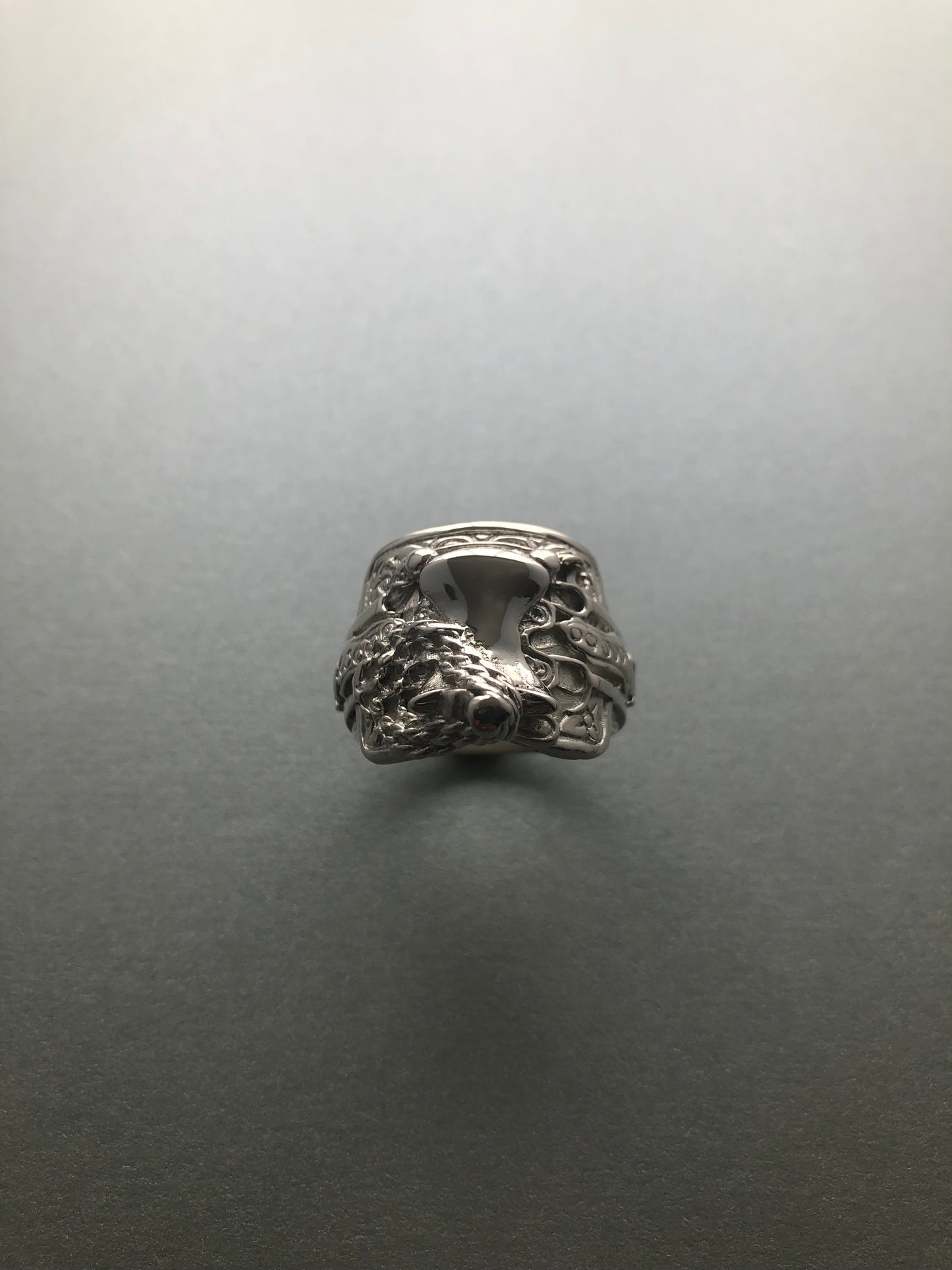 Men’s solid silver saddle ring