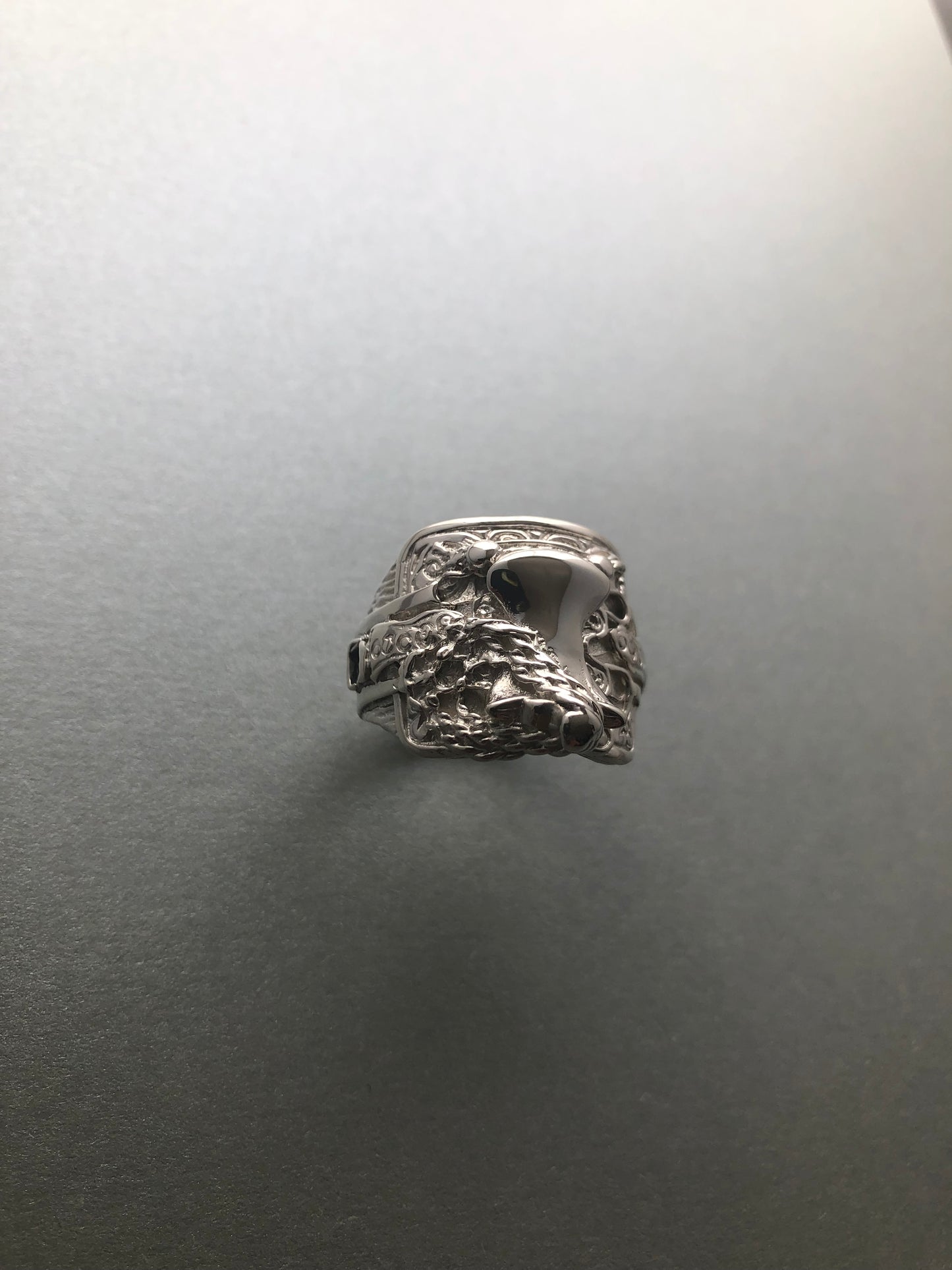 Men’s solid silver saddle ring
