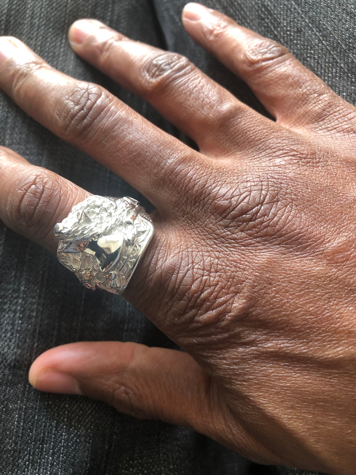 Men’s solid silver saddle ring