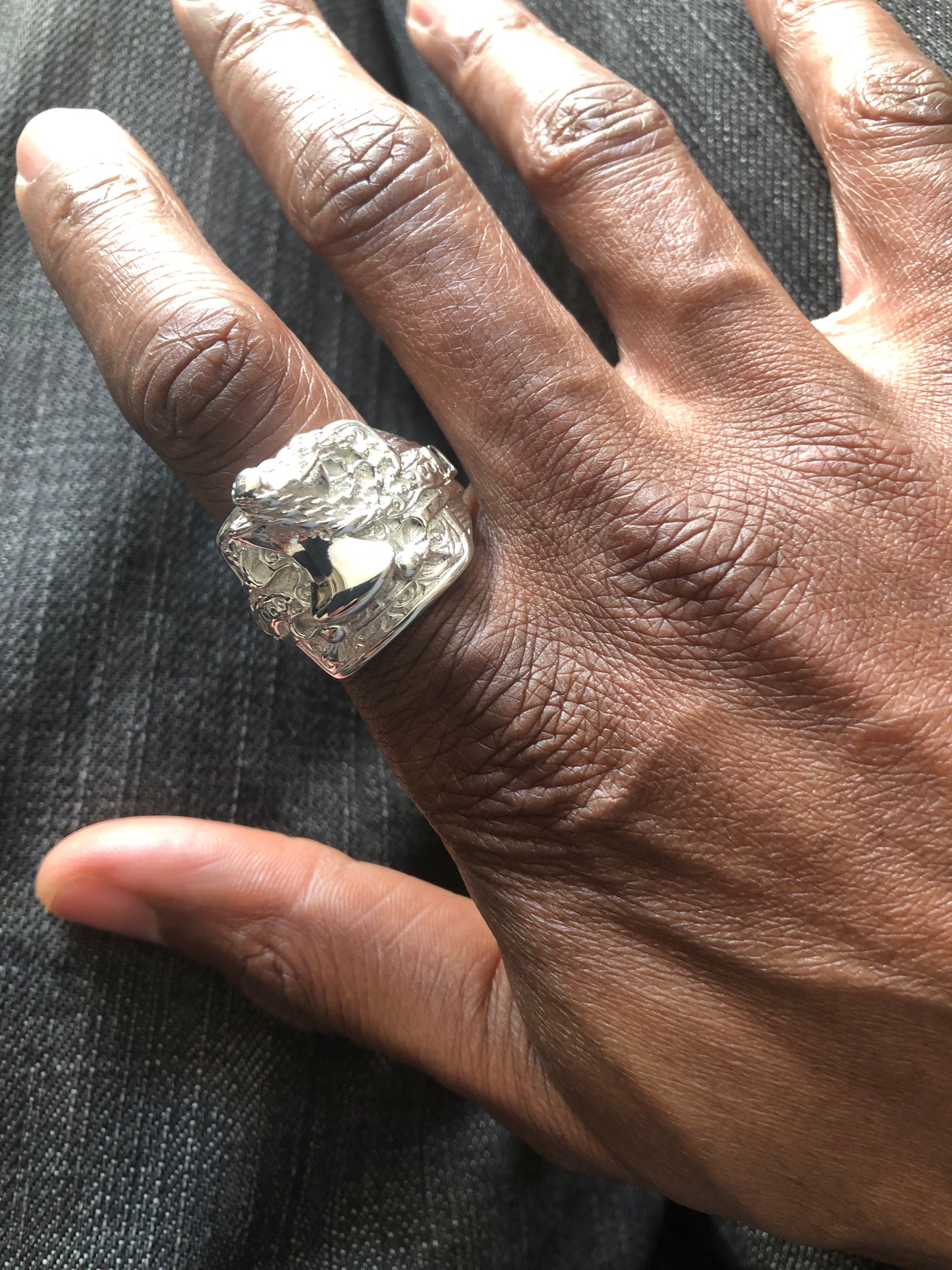 Men’s solid silver saddle ring