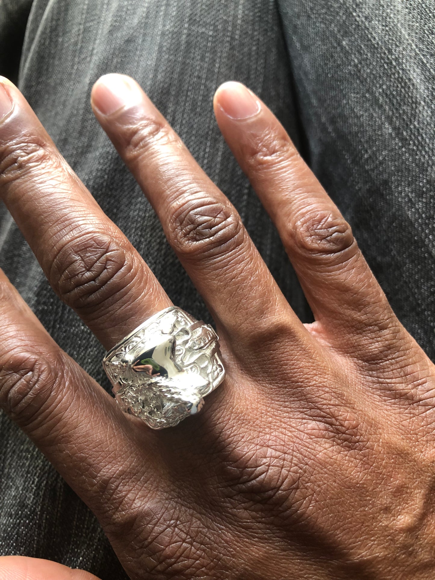 Men’s solid silver saddle ring