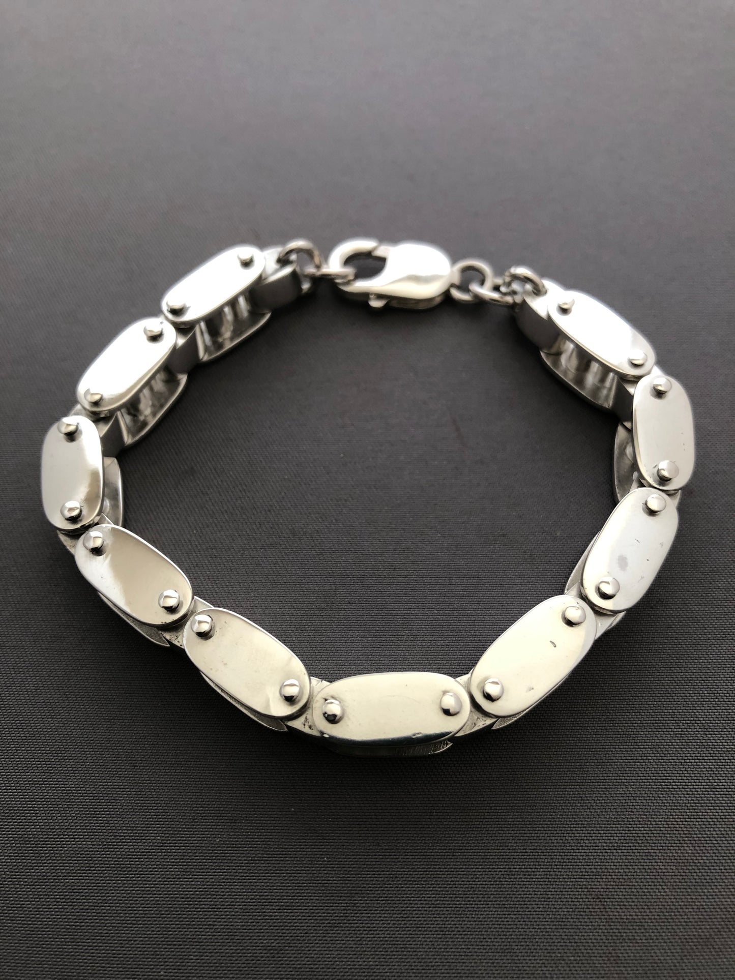 Men’s solid silver bracelet