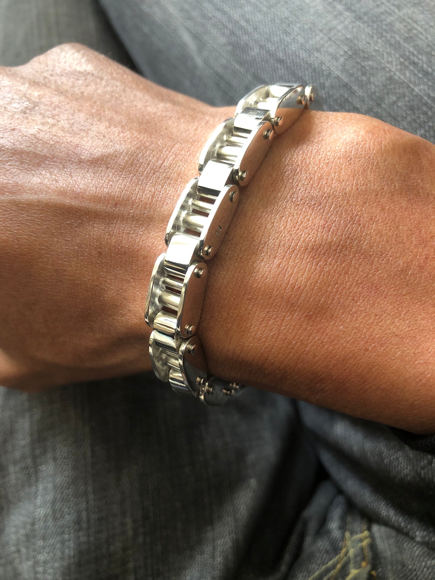 Men’s solid silver bracelet