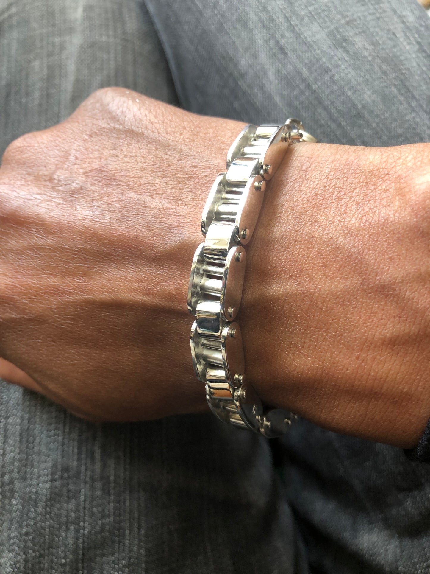 Men’s solid silver bracelet
