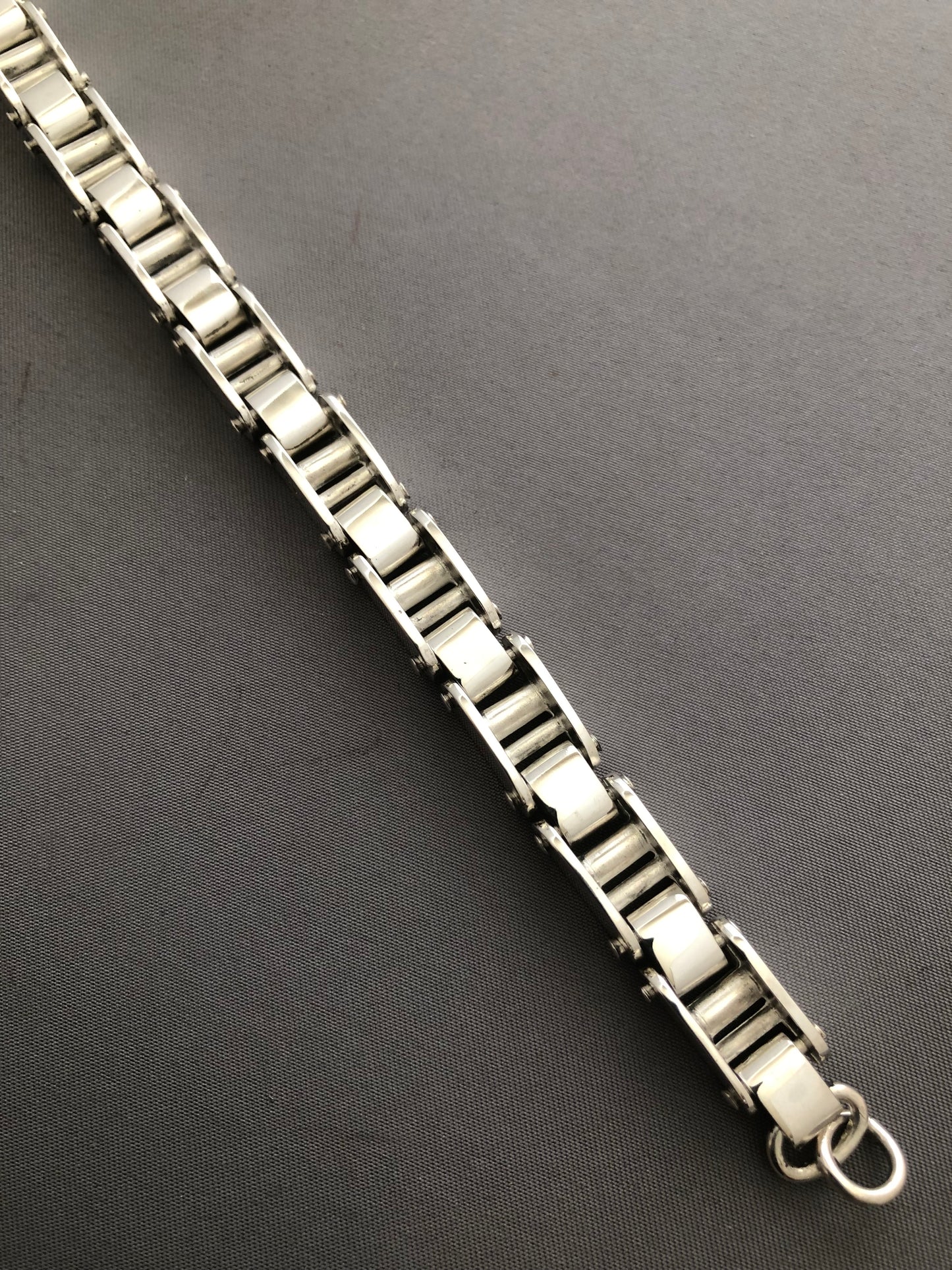 Men’s solid silver bracelet