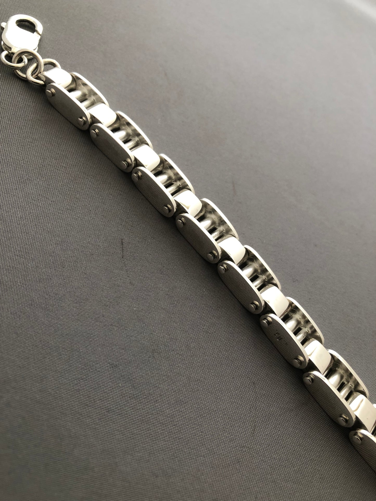 Men’s solid silver bracelet