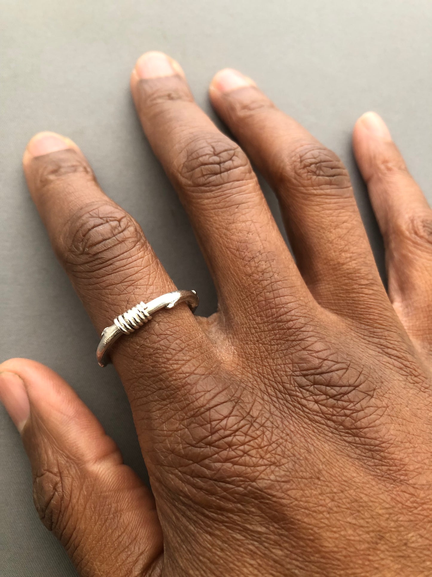 Men’s solid silver twig spring ring