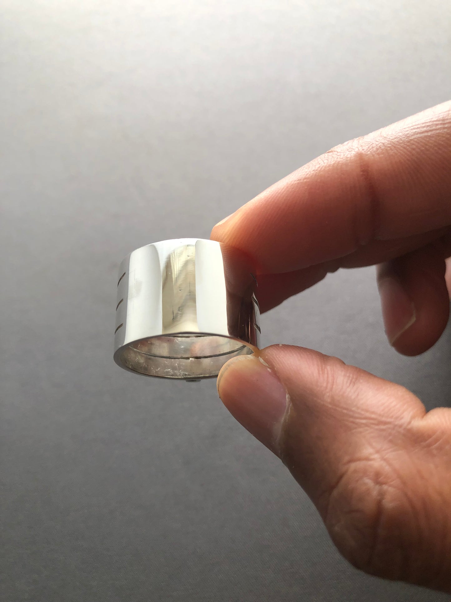 Men’s solid silver hand made ring 1