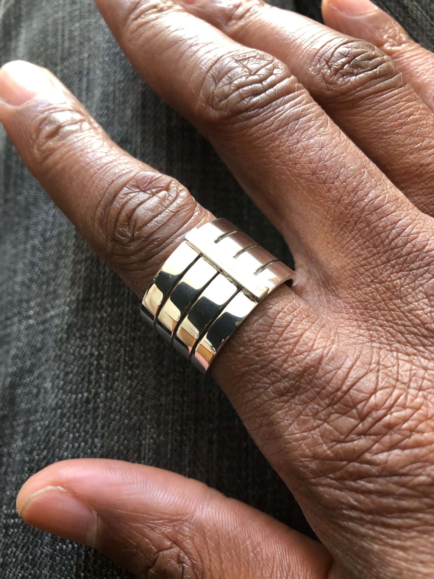 Men’s solid silver hand made ring 1