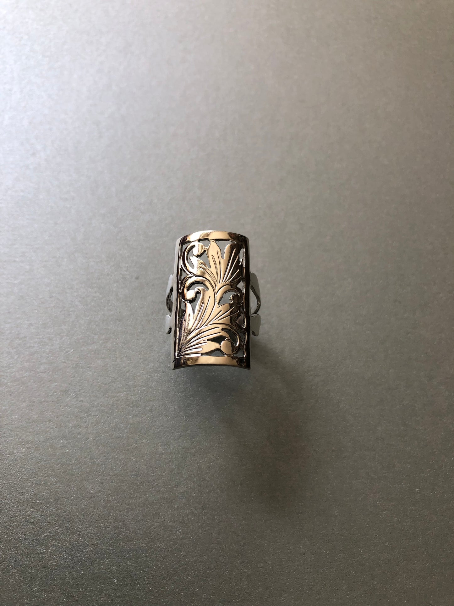 Ladies solid silver square ring