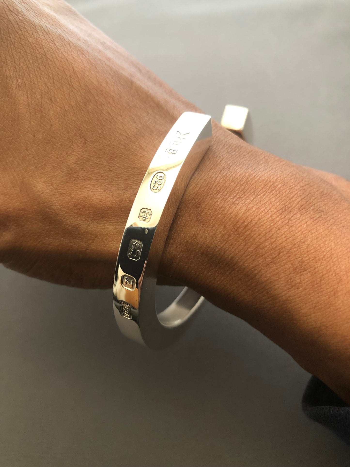 Men’s heavy square solid silver bangle