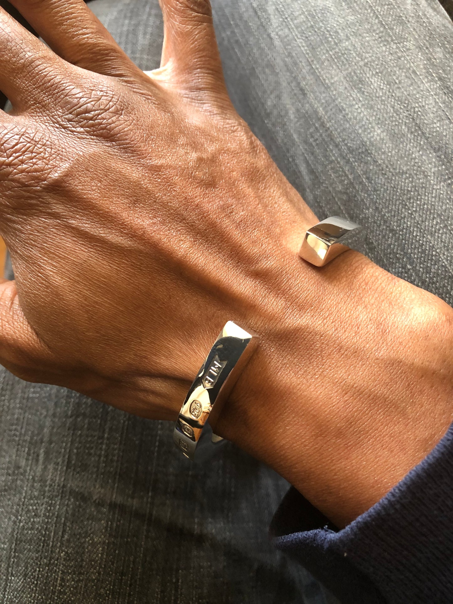 Men’s heavy square solid silver bangle