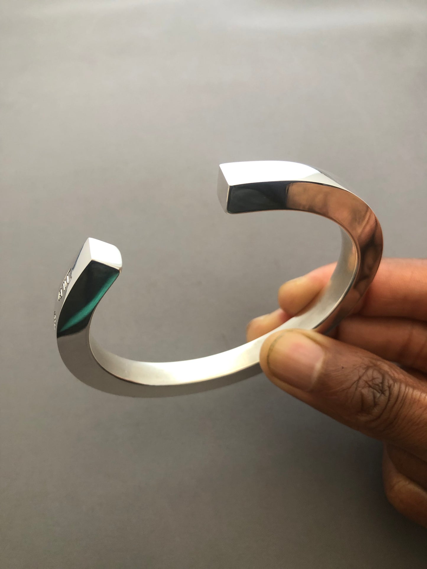 Men’s heavy square solid silver bangle