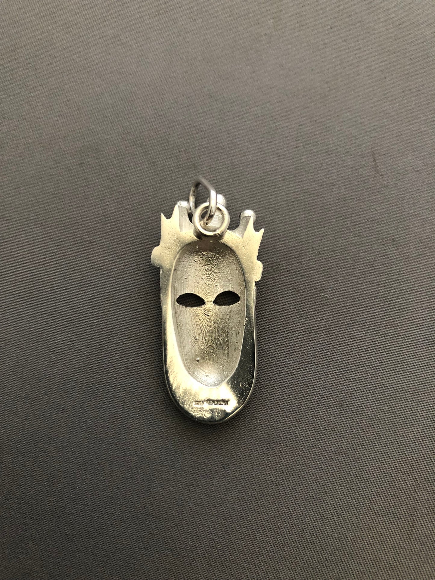 Solid silver king pendant & chain