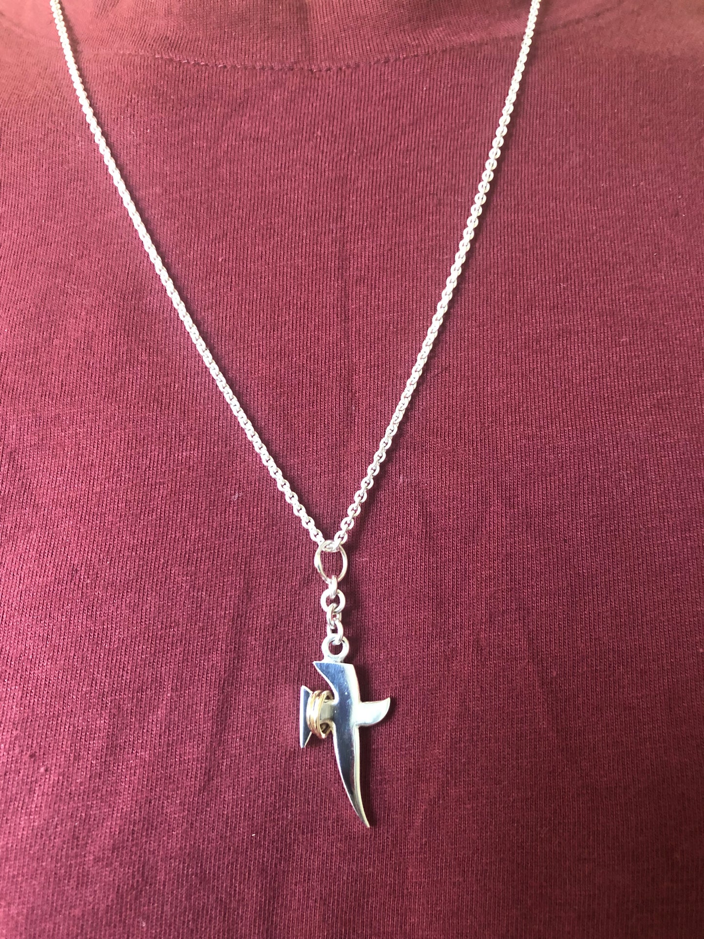 Solid silver & 9ct gold Cross pendant & chain
